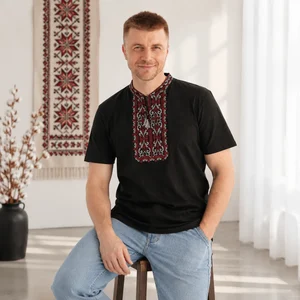 Трикотажна чоловіча футболка "Король Данило"